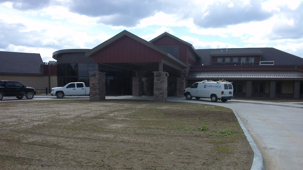 OglalaSiouxLakotaNursingHomeFrontOutside Oglala Sioux Lakota